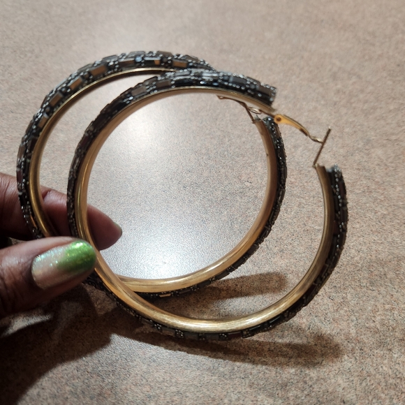 Metallic Grey Hoop Earrings - Picture 4 of 4